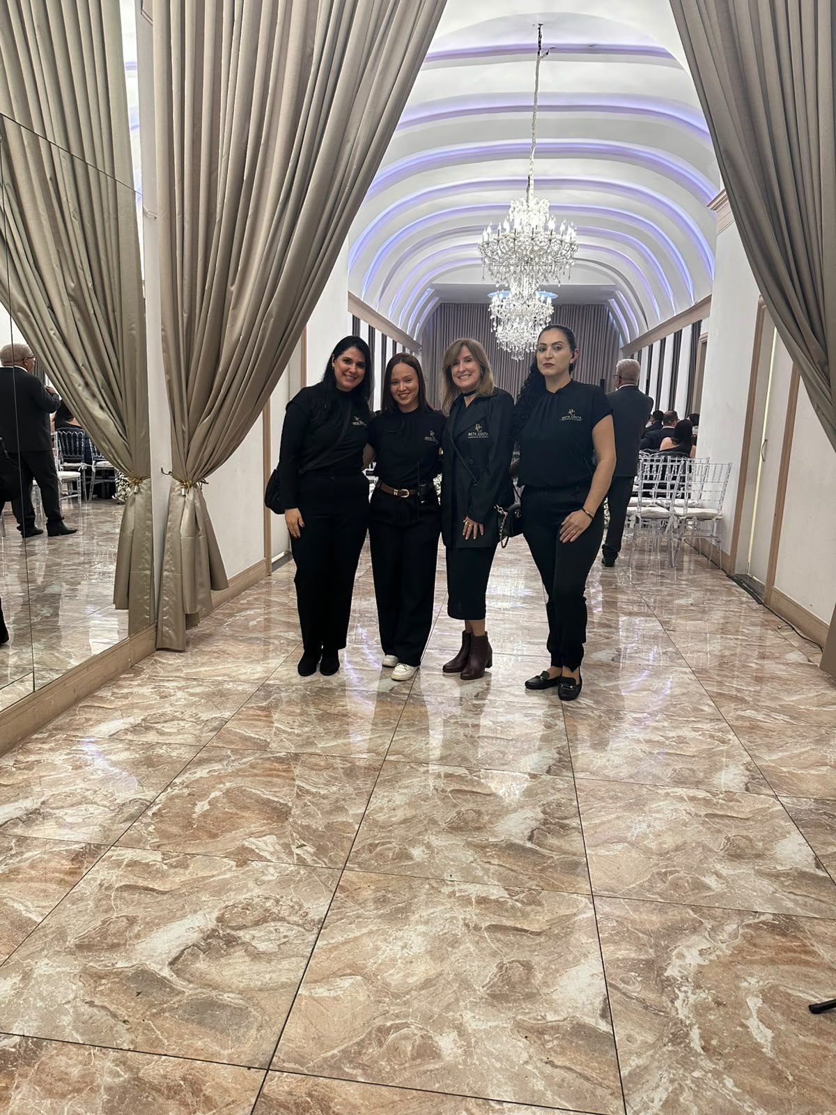 Equipe Bete Costa em evento